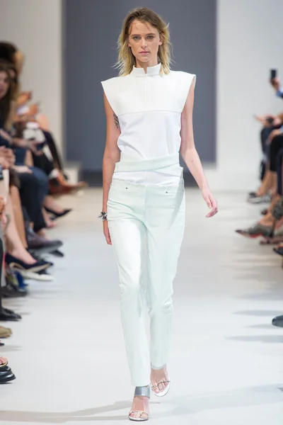 Look 7